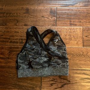 GYMSHARK CRISS CROSS SPORTS BRA
